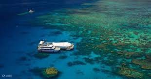 Menikmati Petualangan Laut di Great Barrier Reef