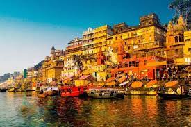 Pesona Rekreasi Budaya Tradisional di Varanasi